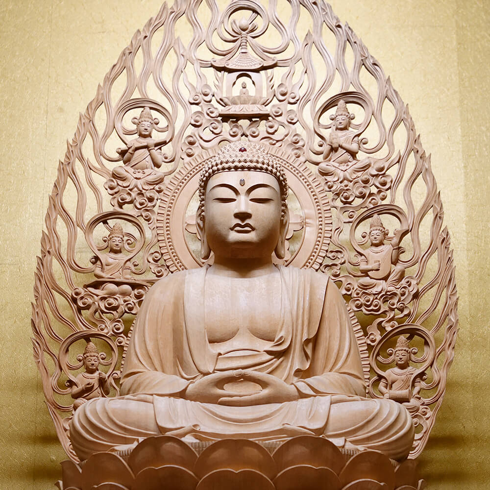 御本尊 釈迦牟尼仏